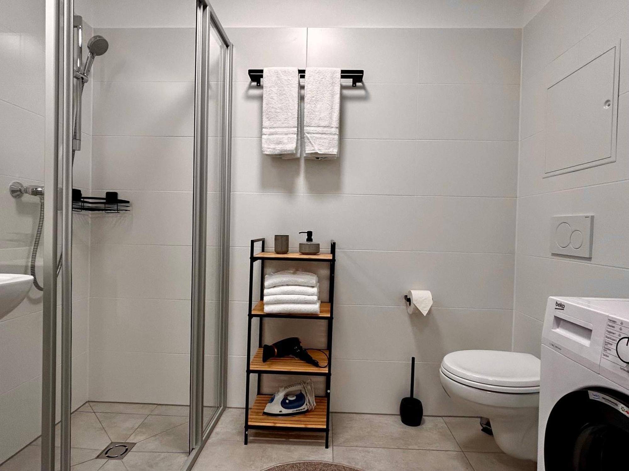 Shome Apartments Graz I Self Check-In I Free Parking מראה חיצוני תמונה